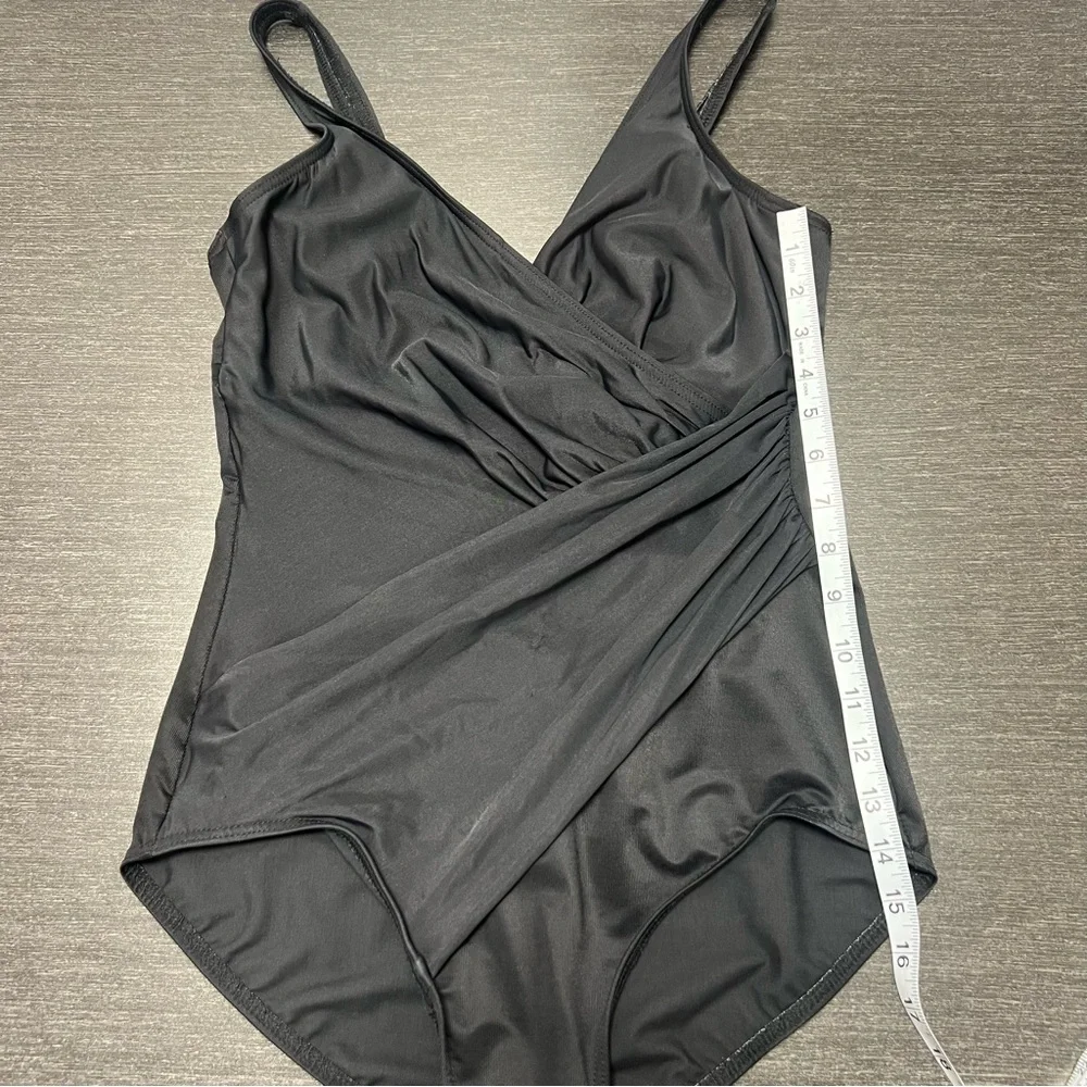 Miraclesuit Oceanus Black One Piece Slimming Swimsuit Large